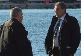 Frédéric Cuvillier, le ministre délégué en charge des Transports, de la mer et de la pêche, s'est entretenu hier à Marseille avec Marc Dufour, le président du directoire de la SNCM. (DR)