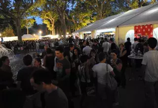 Musique, tapas, vins et produits locaux sont au menu de cette manifestation organisée depuis huit ans par la capitale du Languedoc-Roussillon. (© Ville de Montpellier)