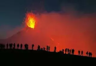 Italie : affluence chaotique après le réveil de l’Etna