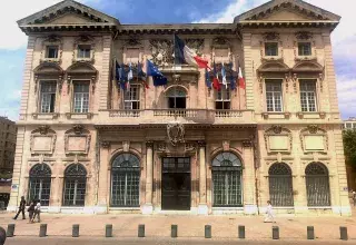 Ils sont dix à vouloir être le candidat socialiste à la maire de Marseille. Mais ils ne jouent pas tous dans la même catégorie... (J.C.S)  