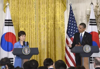 présidence de presse conjointe avec la présidente sud-coréenne Park Geun-hye (Xinhua)