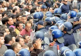 Le pouvoir n'a pas hésité à réprimer durement toutes les manifestations. (DR)