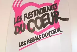 Après avoir fêté le 30ème anniversaire de sa création en 2015, les Restos du cœur ont lancé leur nouvelle campagne hier. (Capture d’écran) 