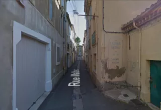 L'homme réside rue Malbec, à proximité du Cimetière Vieux de Béziers, son quartier a été bouclé (© Google Earth)