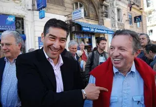 Karim Zéribi en compagnie de Jean-Noël Guérini, ex-président du Conseil général des Bouches-du-Rhône... (DR)